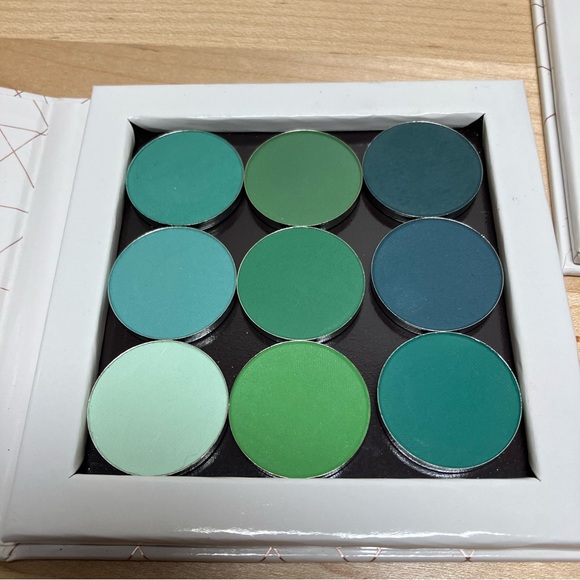 Sydney Grace 21 Matte Eyeshadow Singles Small Medium Palette Blue Green Grey Lot - Picture 2 of 13